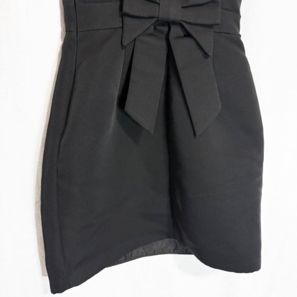 Kate Spade Black Taffeta Cocktail Dress with Oversize Back Bow Detail Size 0 - Picture 7 of 9
